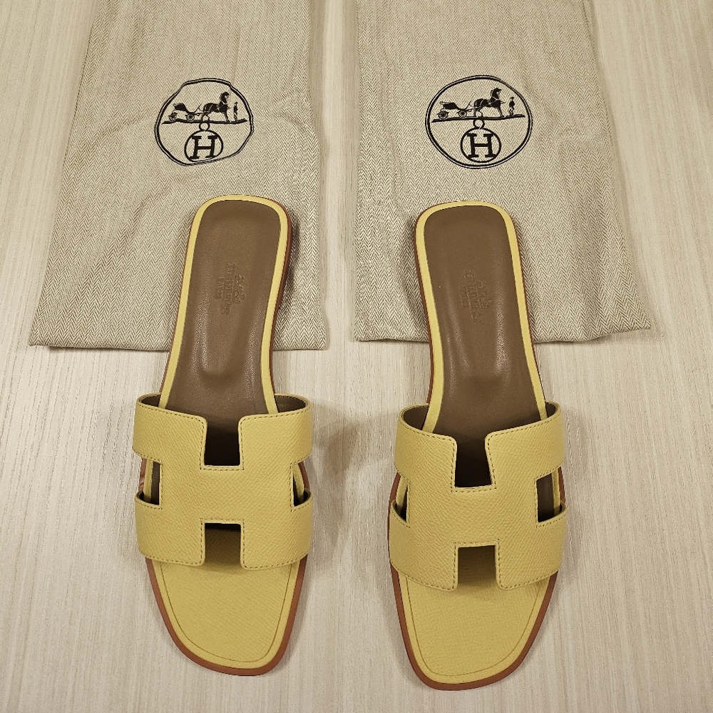 Hermes Oran Sandals - size 40 - Yellow